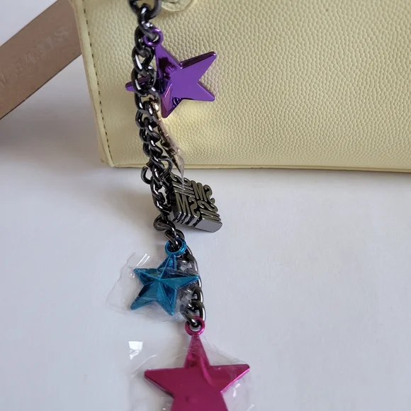 Steve Madden Women's Yellow Handbag with Star Charms NWT - Picture 3 of 16